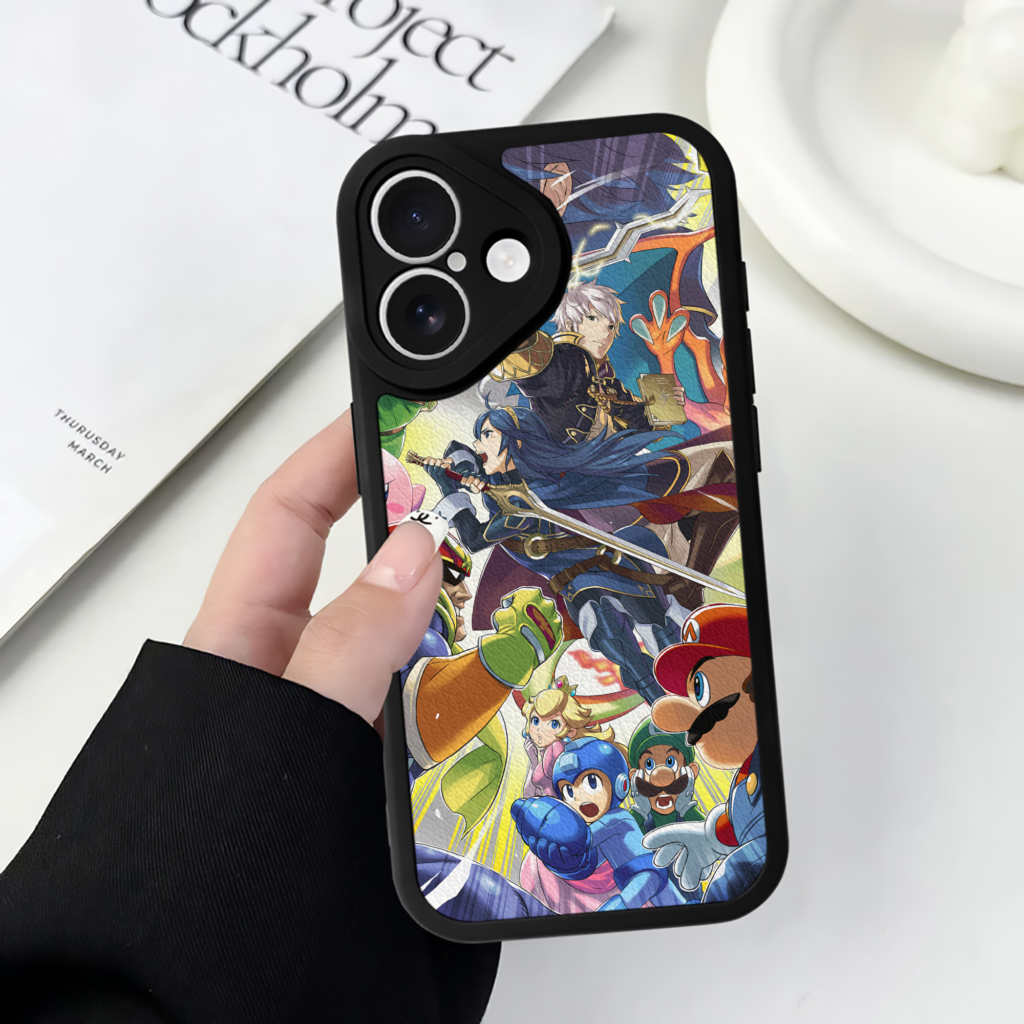 （画像用） ポケットモンスター Pokémon 【iPhone 16シリーズ対応】シリコンスマホケース（レザー調） 材質：シリコン